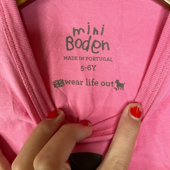 Mini Boden Eggcentric Graphic Tee Size 5-6 Years - Picture 3 of 4
